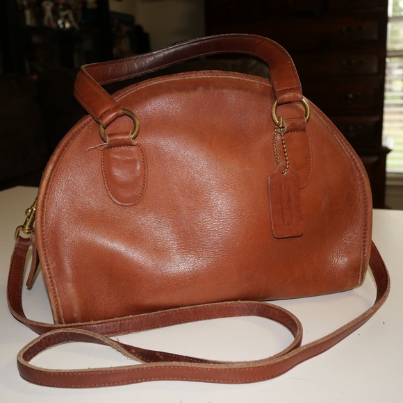 Coach - Picture 2 of 3